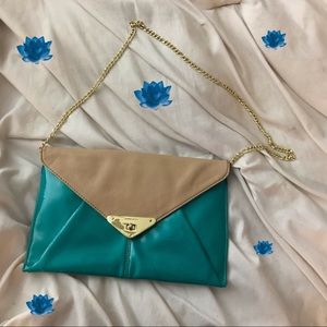 Nine West turquoise and cream colored bag !